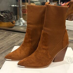 Tinaya Chestnut boots
